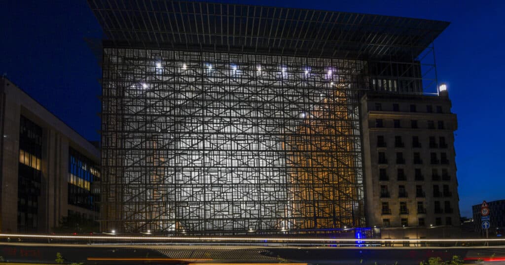 Consiliul UE a aprobat lărgirea utilizării fondurilor politicii de coeziune. Sumele vor putea fi utilizate și pentru apărare.