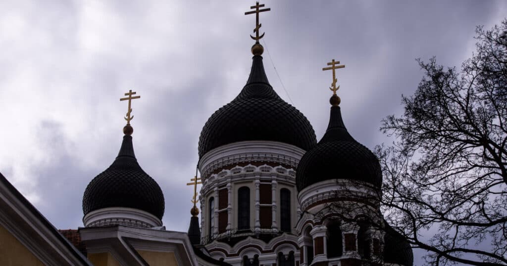 Estonia interzice organizațiilor religioase stabilirea de legături cu centre sau lideri spirituali din „țări ostile”.