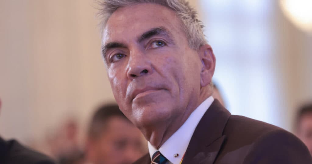 Daniel Fenechiu, liderul senatorilor PNL, explică de ce Ilie Bolojan l-a propus pe Dragoș Anastasiu pentru funcția de vicepremier.