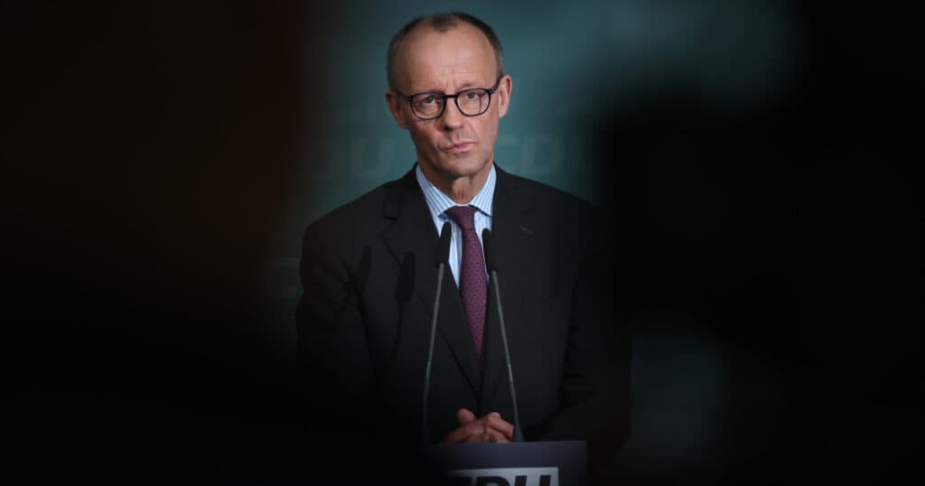 Friedrich Merz a călătorit în SUA pentru prima întâlnire cu Donald Trump. Mizele discuției