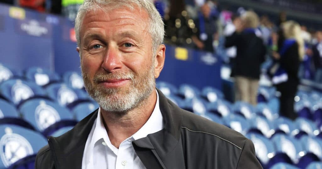 Guvernul britanic se pregătește să-l acționeze în instanță pe Abramovici din cauza vânzării echipei de fotbal Chelsea. Care este suma pe care oligarhul rus ar avea de plătit?