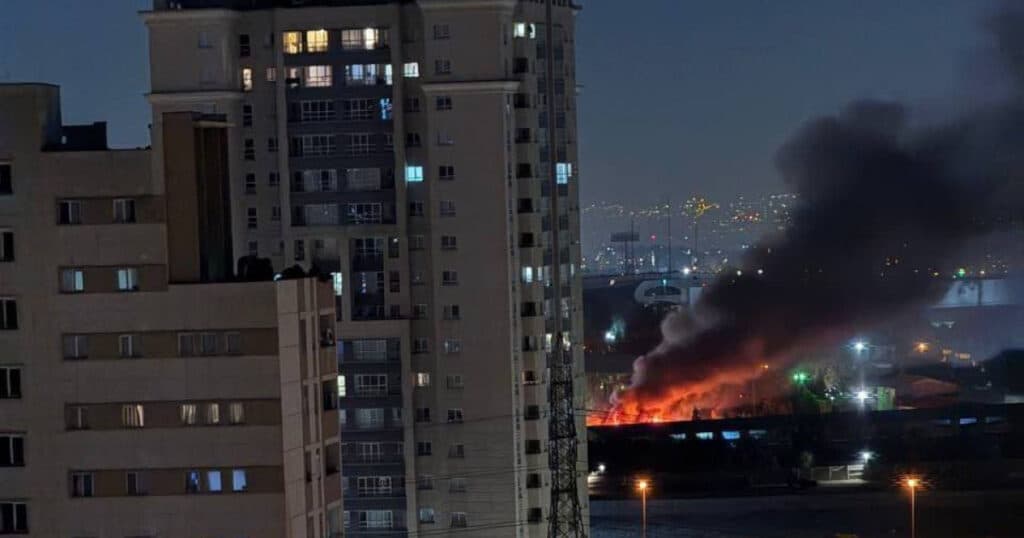 Israel a efectuat un atac asupra Iranului. Explozii au avut loc la Teheran și Natanz, unde se află o uzină esențială pentru programul nuclear iranian.