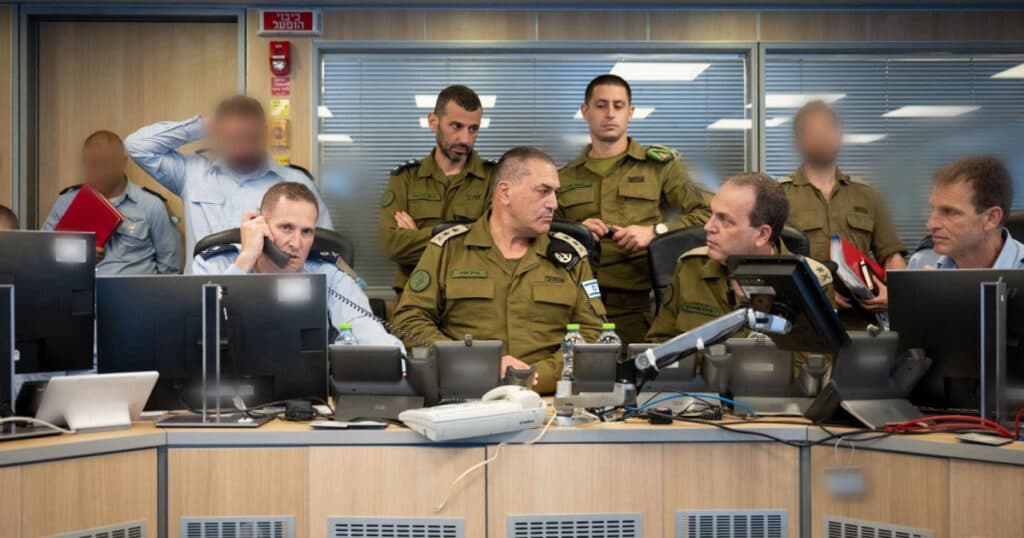 Israelul afirmă că programul nuclear al Iranului a fost întârziat cu câțiva ani, în timp ce Teheranul se declară gata să reinicieze îmbogățirea uraniului.