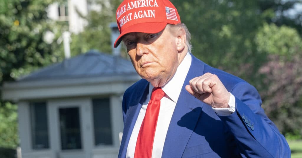 Text în direct: Israel și Iran se acuză reciproc de atacuri după anunțul lui Trump privind „armistițiul total”. „Israel, adu-ți piloții acasă, imediat!”