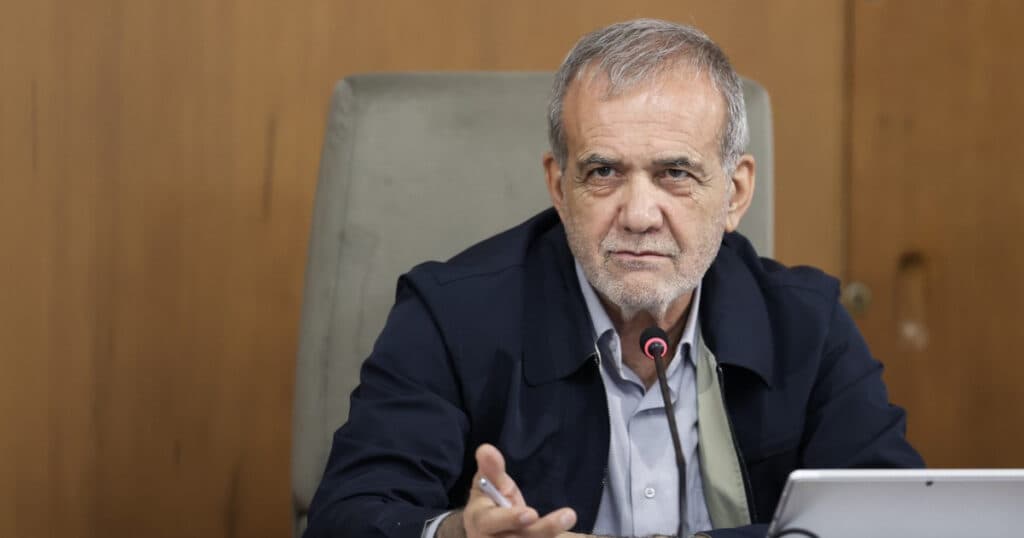 Macron a avut o nouă discuție telefonică cu președintele iranian, Masoud Pezeshkian. Care au fost subiectele abordate în conversație?
