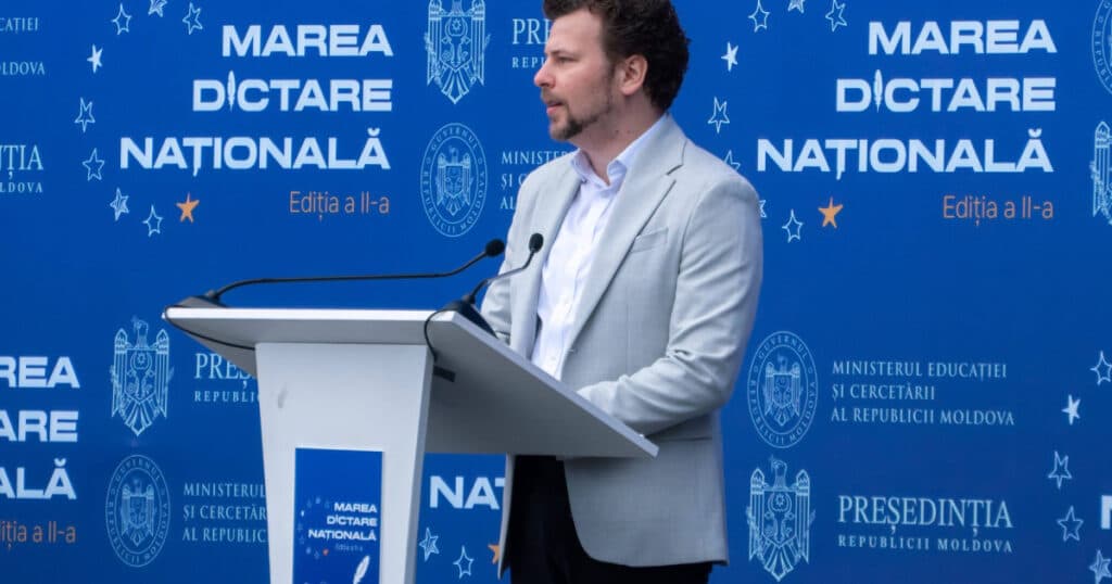 Ministrul Educației din R. Moldova: În școli va fi predată „Istoria românilor”. Opozanți: Relațiile Moldovei cu România sunt exagerate.