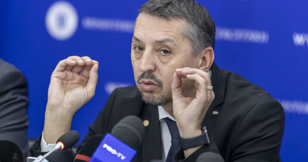Ministrul Educației: „Este preferabil să predai mai puțin, dar relevant și bine, decât mai mult, dar irelevant și prost”