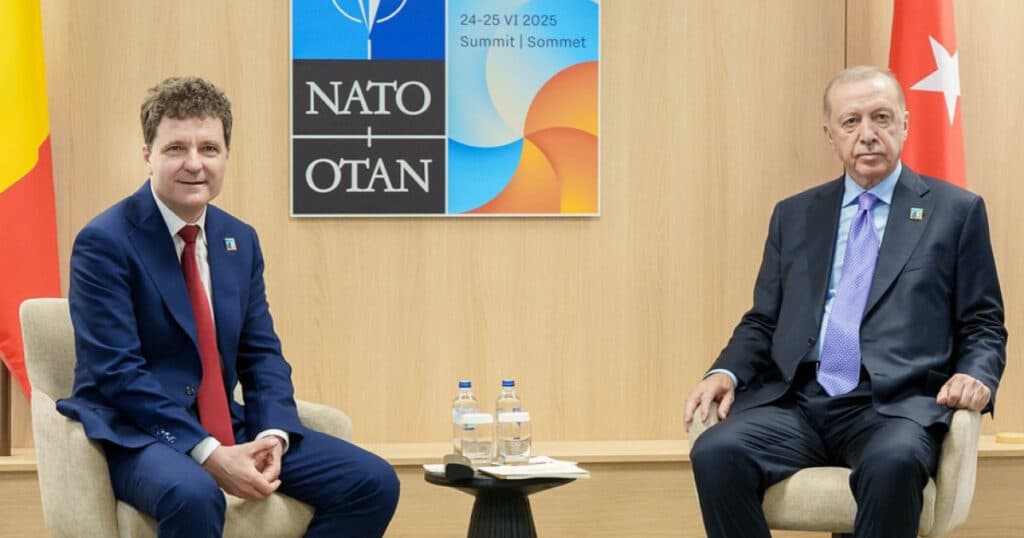 Nicușor Dan a avut o întâlnire cu Recep Tayyip Erdogan, la Haga, pentru a discuta despre parteneriatul strategic și cooperarea în domeniul industriei de apărare.