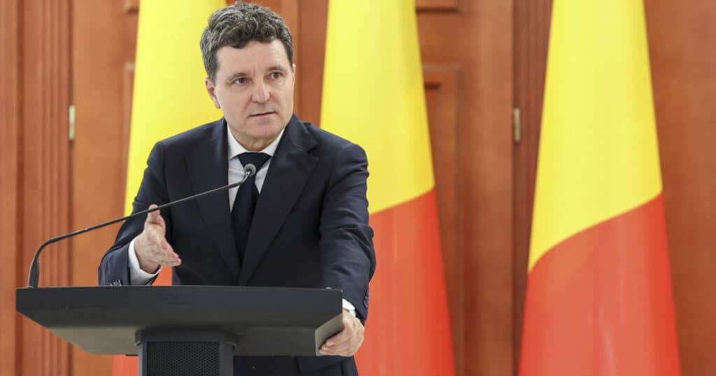 Nicușor Dan convoacă joi toate partidele parlamentare la consultări la Cotroceni pentru numirea premierului.
