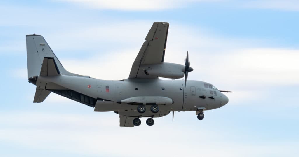 Nicușor Dan a zburat la Vilnius cu un avion Spartan al Forțelor Aeriene Române. Ce tipuri de aeronave utilizează celelalte delegații?