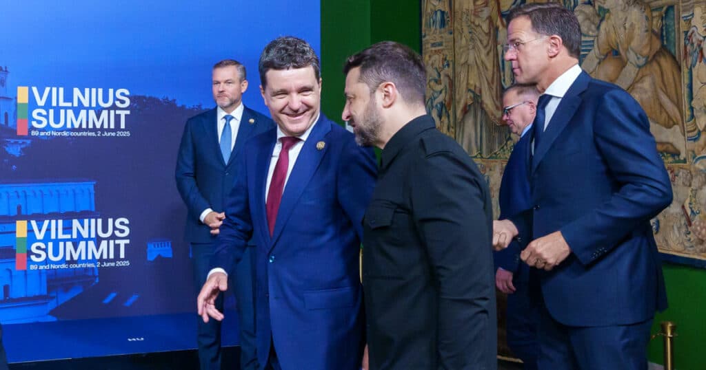 Nicușor Dan se întâlnește astăzi cu Volodimir Zelenski în Odesa, la Summitul Ucraina – Europa de Sud-Est, unde va participa și Maia Sandu.
