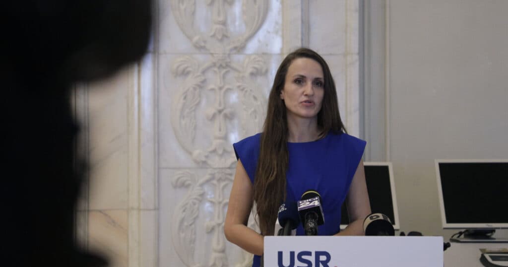 Oana Țoiu a preluat mandatul la Ministerul Afacerilor Externe. Discuții cu Emil Hurezeanu privind prioritățile diplomației române.