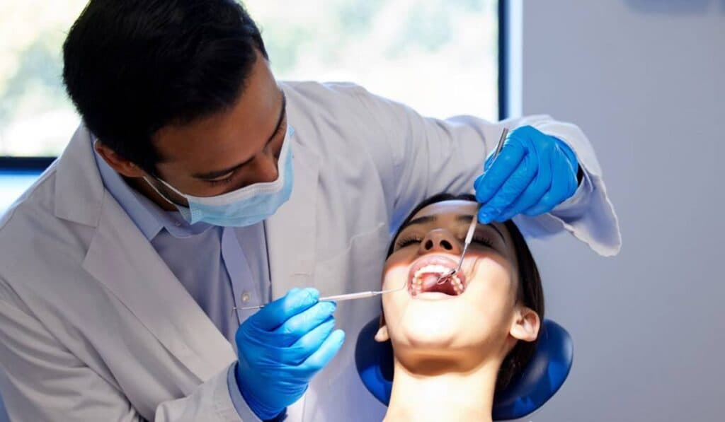 Semnele abcesului dentar și momentul în care trebuie să te adresezi unui medic