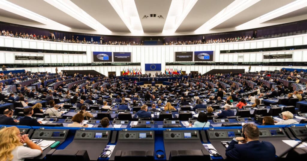 Parlamentul European a hotărât ca abuzurile sexuale asupra minorilor să nu fie supuse prescripției.