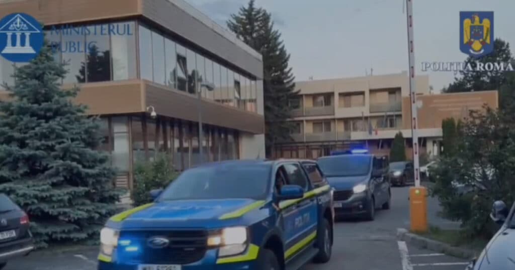 Percheziții în șapte județe și în București, în urma unei tâlhării violente: transferuri forțate de criptomonede și bunuri sustrase.