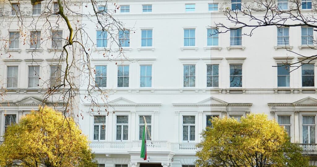 Șapte cetățeni iranieni acuzați de acte de violență serioasă la Londra, în urma unui incident la ambasada Iranului.