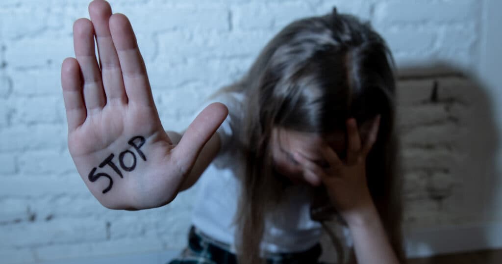 Șefa Agenției pentru Egalitatea de Șanse: Este insuficient să ne exprimăm indignarea. Ne vom mobiliza pentru a proteja fetele și femeile împotriva violenței.