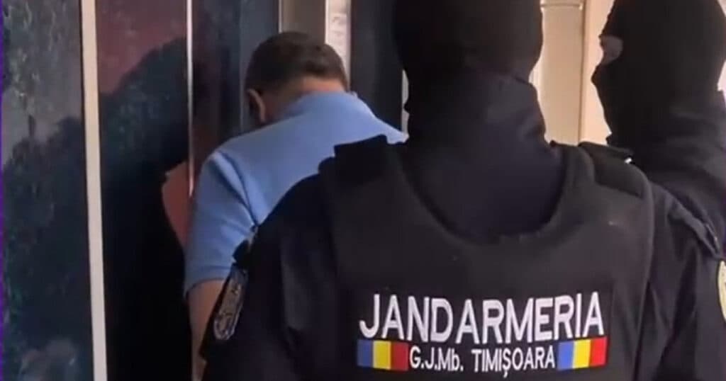 Directorul ISCTR Timișoara, un coordonator și doi inspectori de trafic au fost arestați preventiv pentru corupție.