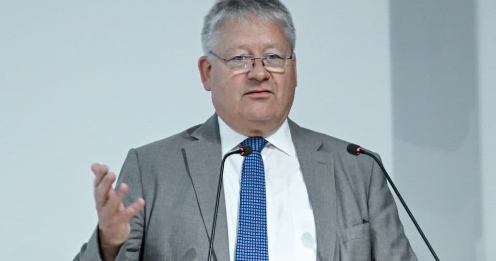 Directorul serviciului de informații din Germania: Rusia ar putea desfășura „omuleți verzi” într-o națiune NATO. „Ucraina reprezintă doar o etapă”