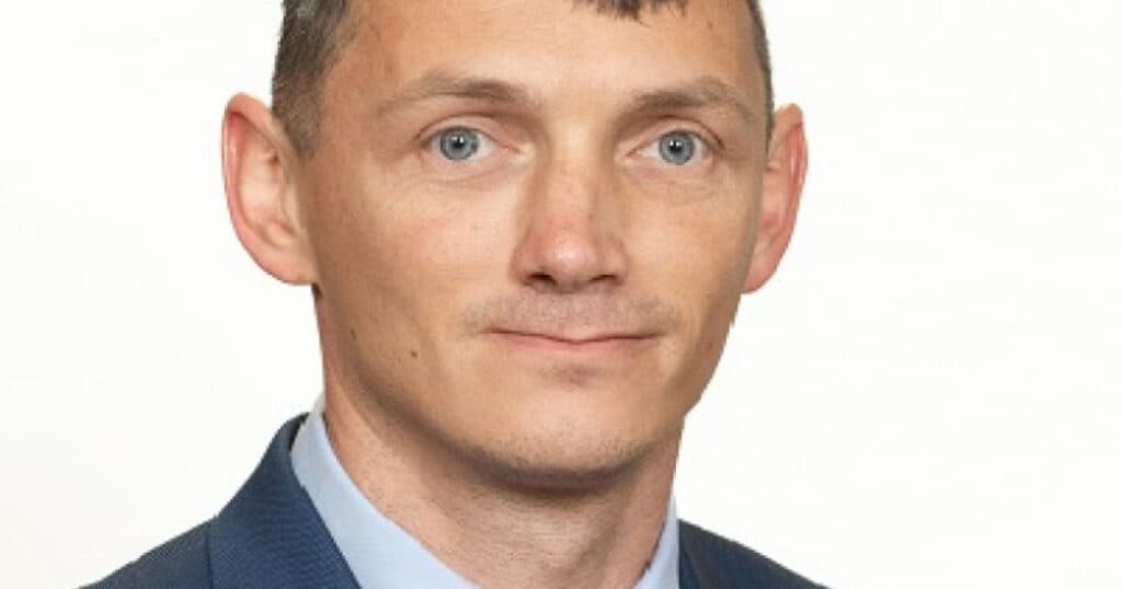 Senatorul Paul Ciprian Pintea, care și-a falsificat CV-ul și are două dosare penale, a trecut la PSD.