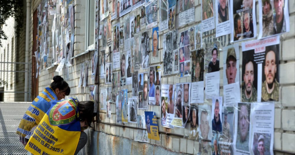Trei ani de suferință în închisorile rusești. Mărturia unui pușcaș marin ucrainean: Eram mușcați de câini, bătuți și electrocutați.