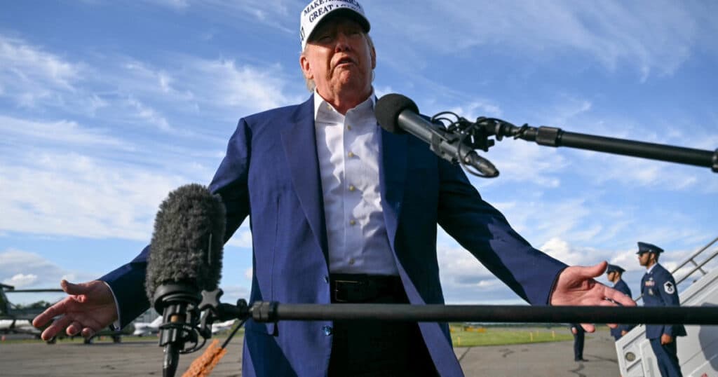 Trump a avut o reacție nervoasă în urma acuzațiilor că atacă Harvard din răzbunare. Declarațiile președintelui SUA.