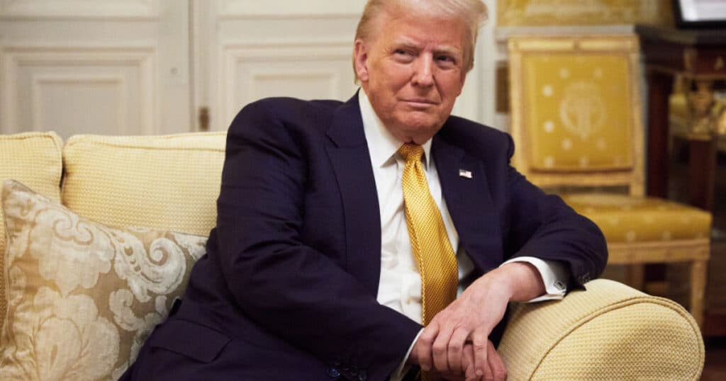 Trump declară că Iranul a luat legătura cu SUA pentru negocieri. „Au propus chiar să vină la Casa Albă. Nimeni nu știe ce voi decide.”