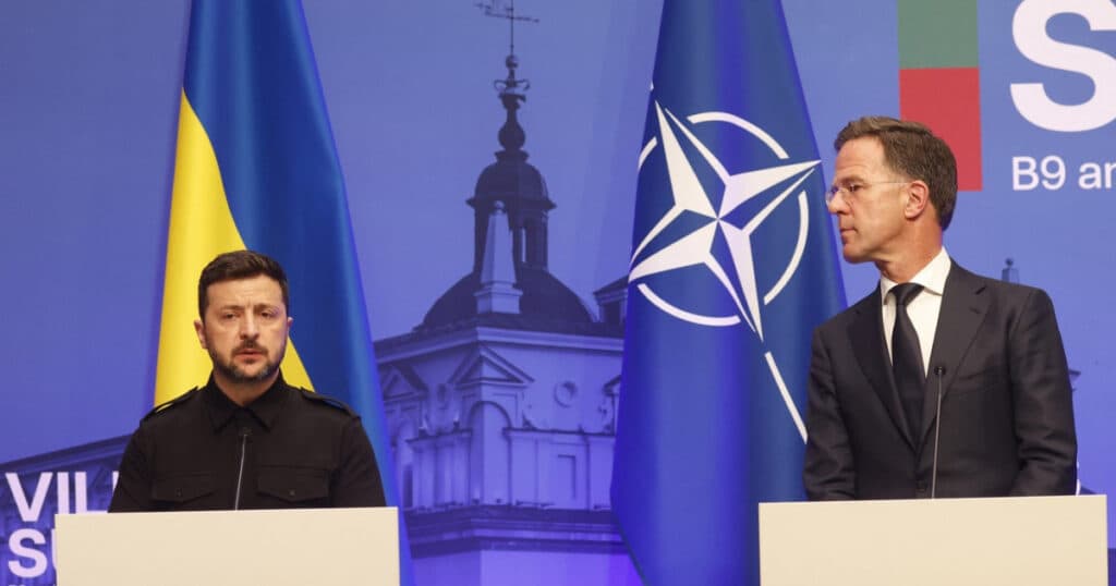 Ucraina a primit invitația de a participa la summitul NATO de la Haga. Zelenski: Lipsa noastră ar fi reprezentat o victorie pentru Putin.