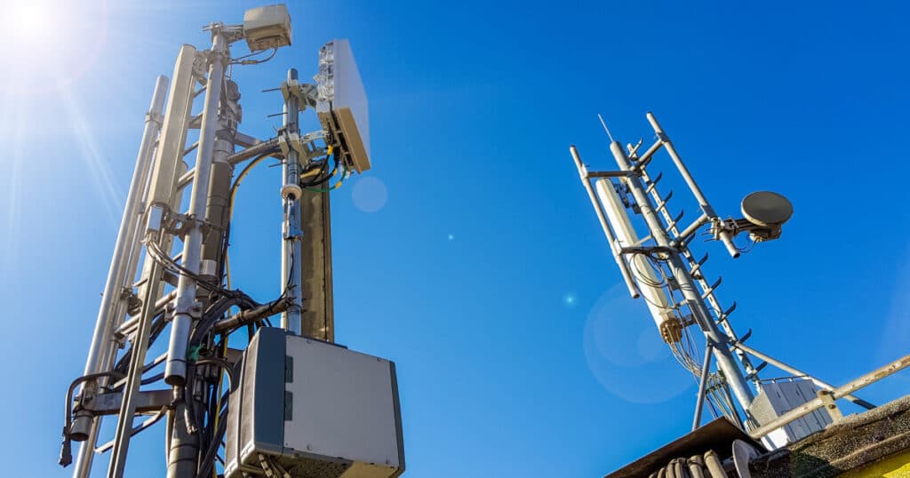 Ucraina, obligată să analizeze limitarea serviciilor de telefonie mobilă din cauza dronelor rusești care se conectează la rețea