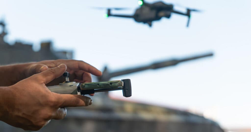 Un veteran american care a participat la luptele din Ucraina explică impactul psihologic al războiului cu drone asupra soldaților: „Este oribil”