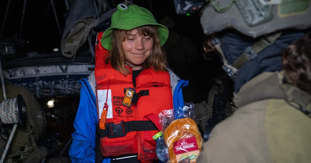 Autoritățile israeliene au interceptat nava umanitară ce o transporta pe activista Greta Thunberg, destinată să ajungă în Gaza.