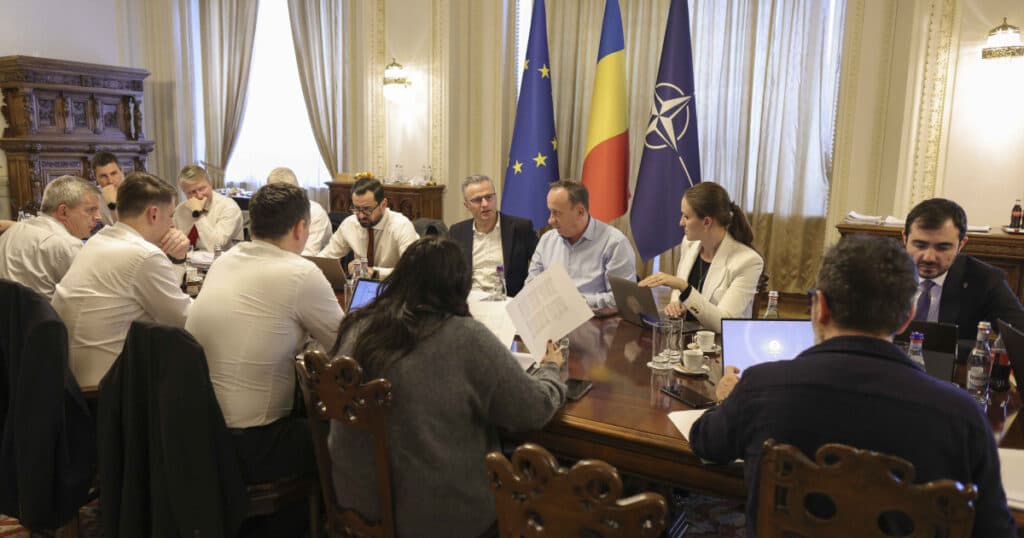 Culisele negocierilor de la Cotroceni: PSD solicită Ministerele Transporturilor, Interne și Justiție, iar PNL, USR și UDMR își exprimă dorințele.