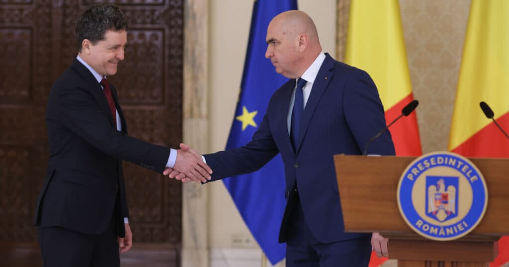 Nicuşor Dan, referitor la îngheţarea pensiilor şi salariilor: „Guvernul și-a asumat măsura. Să se țină de angajamentele pe care le face”
