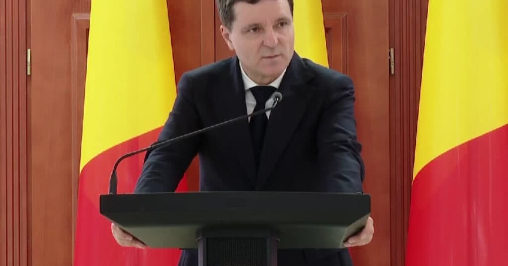 Nicușor Dan prezintă prioritățile partidelor pentru reducerea cheltuielilor. „Sper să ajungem cât mai puțin în partea de taxe.”