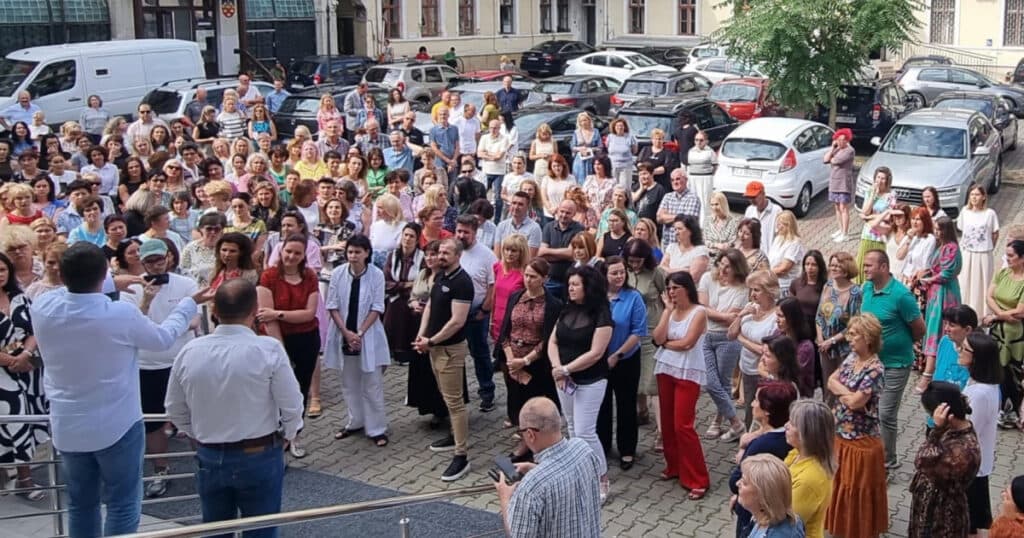 Protest spontan al angajaților ANAF din Cluj, nemulțumiți de reducerea sporurilor