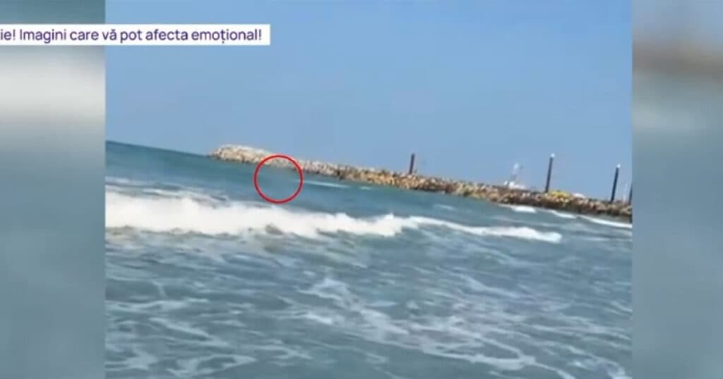 Tragedie evitată la limită. Cum a fost salvată de la moarte tânăra abandonată de iubit în mijlocul valurilor, la Costinești