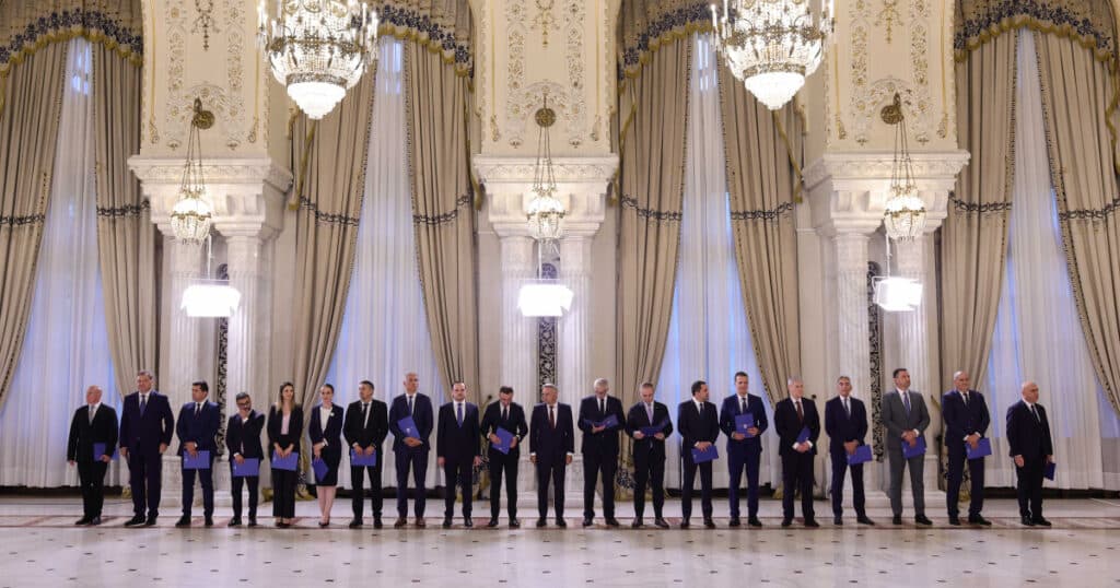 Miniștrii Guvernului Bolojan au depus jurământul la Palatul Cotroceni. Mesajul lui Nicușor Dan.