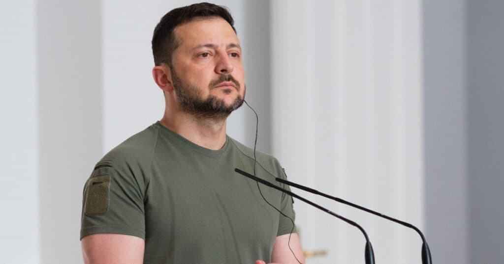 Volodimir Zelenski declară o nouă strategie pentru a contracara atacurile rusești. Ucraina își intensifică producția de drone interceptoare.