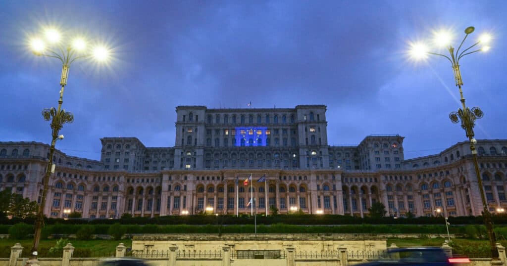 Ziua Copilului sărbătorită la Camera Deputaților: spectacole, întâlniri cu fotbaliști celebri și acces gratuit în instituție.