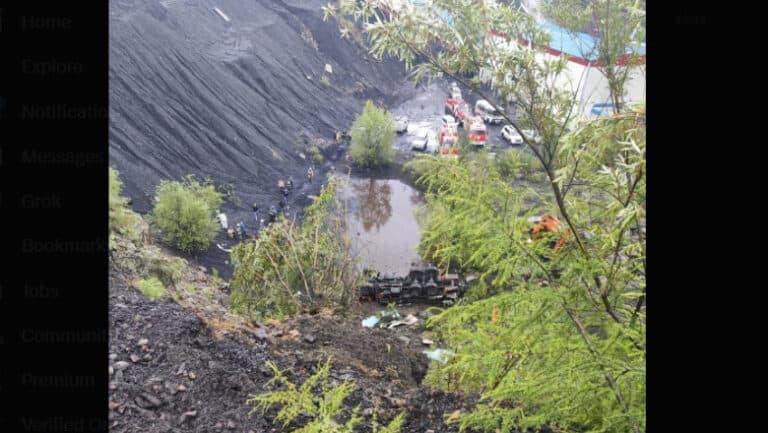Tragedie pe drum: 13 ruși și-au pierdut viața, iar 20 au fost răniți în urma unui accident în care autobuzul s-a prăbușit într-o râpă.