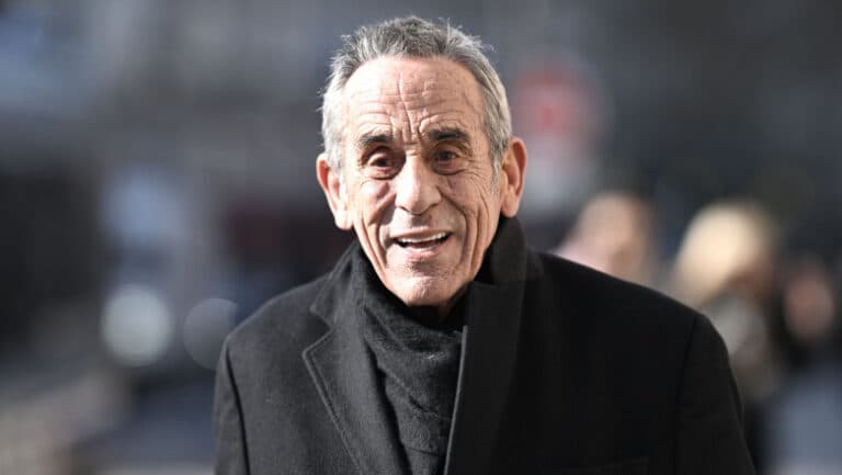 S-a stins din viață Thierry Ardisson, renumitul gazdă de televiziune, la vârsta de 76 de ani.