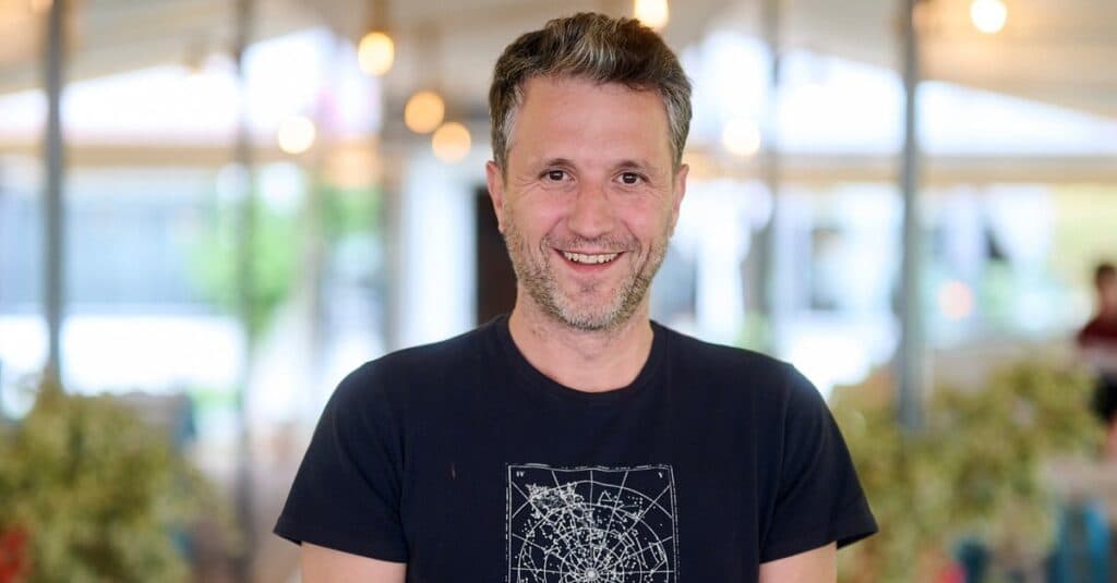 Andi Moisescu, mărturisiri emoționante despre tatăl său, care l-a părăsit la vârsta de 4 ani: „Puținele amintiri mă bântuie.”