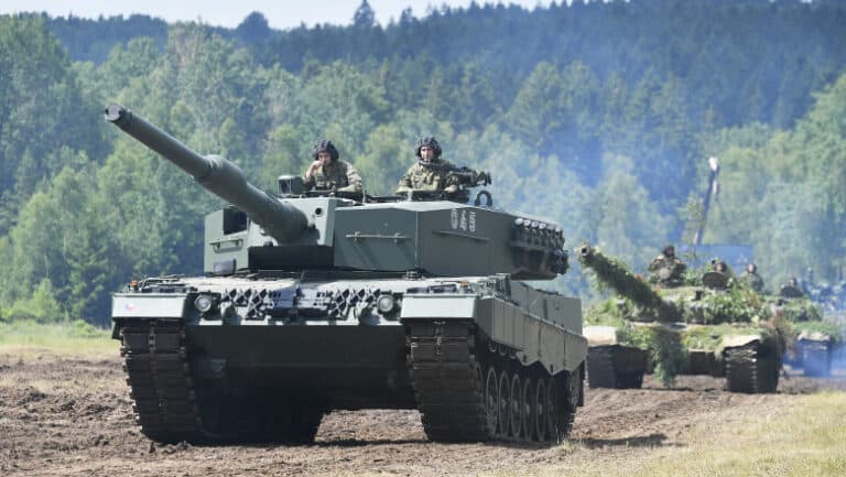 Austria ar putea abandona neutralitatea pentru a adera la NATO: „Realitățile globale s-au schimbat.”