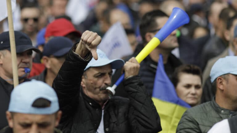 Blocul Național Sindical își exprimă nemulțumirea față de deciziile lui Bolojan: „Ne impune soluții fără să ne consulte?”