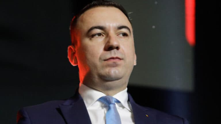 Bogdan Ivan: Solicit tuturor firmelor să reducă cheltuielile cu angajații și costurile operaționale.