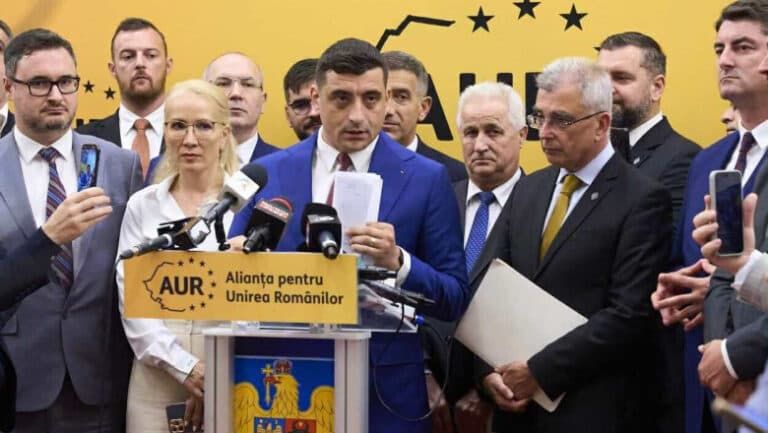 Strategia AUR pentru a opri pachetul fiscal se bazează pe lipsa reprezentanților Coaliției în dezbaterea moțiunii.