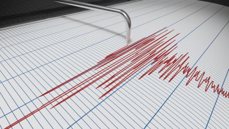 Seisme devastatoare în Extremul Orient rus. Tsunami în alertă în Pacific.