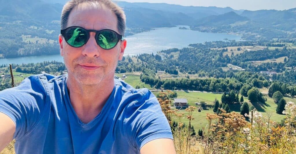 Dan Negru, impresionat de comorile ascunse ale României. Locul abandonat care l-a cutremurat: „Au sute de ani și nu atrag niciun vizitator.”