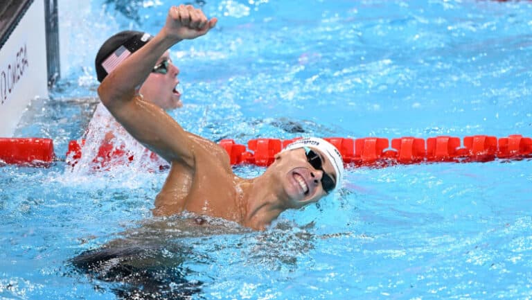 David Popovici triumfă cu aur și stabilește un nou record european la 100 m liber în cadrul Campionatului U23 de înot.