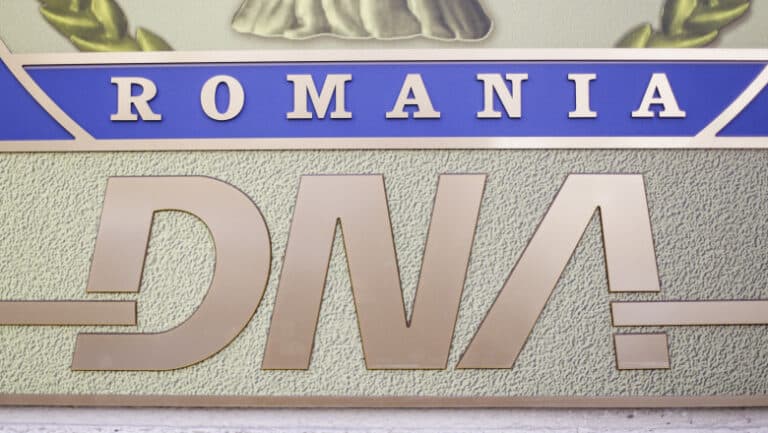 DNA: Un agent ANAF a solicitat un milion de euro pentru restituirea a 2 milioane de euro din TVA.